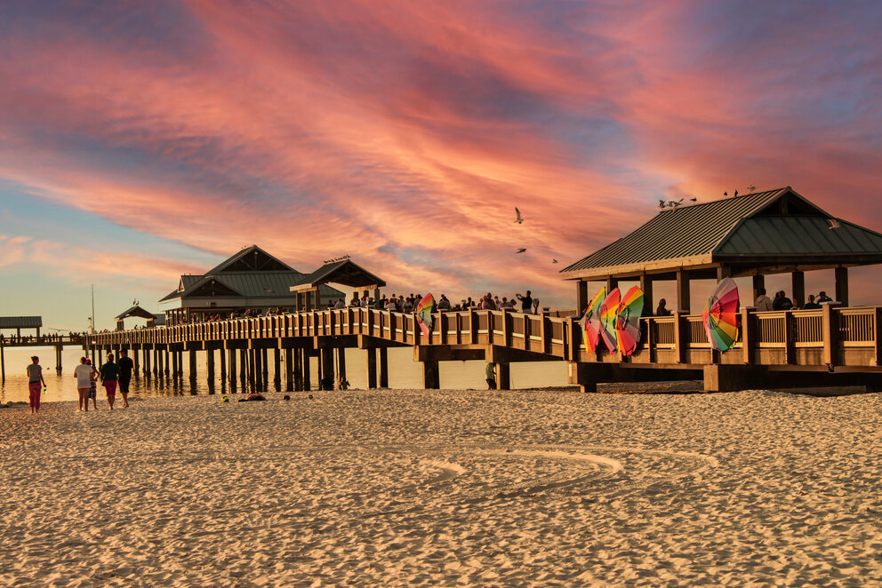 sunset at pier 60 in clearwater beach